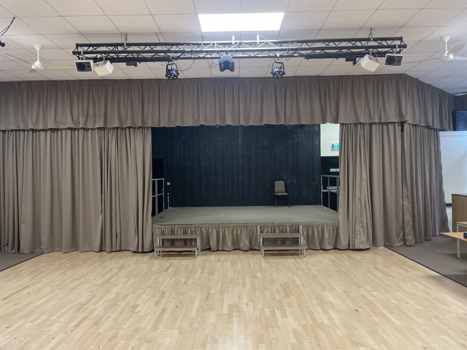 Hall Stage Curtains - Alfreton ->title 2