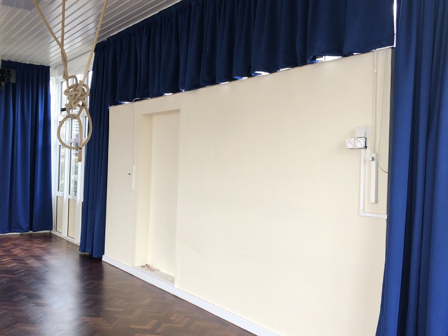 Junior School Hall Curtains - Chesham->title 1