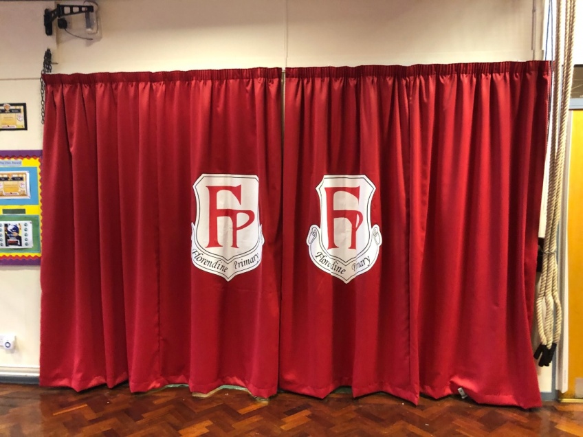 School Logo Curtains - Tamworth -