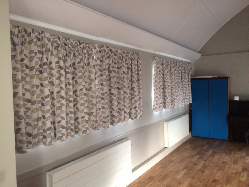 Curtains Gallery 3 - Hoddeson Baptist Church, Hoddesdon, January 2016