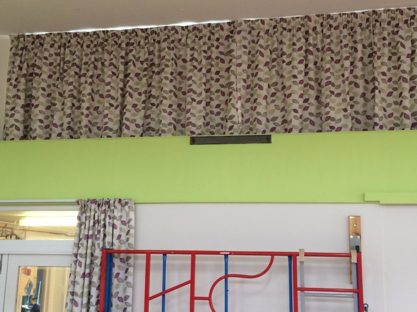 Curtains Gallery 4 - Prae Wood Primary school, St Albans, Hertfordshire June 2016