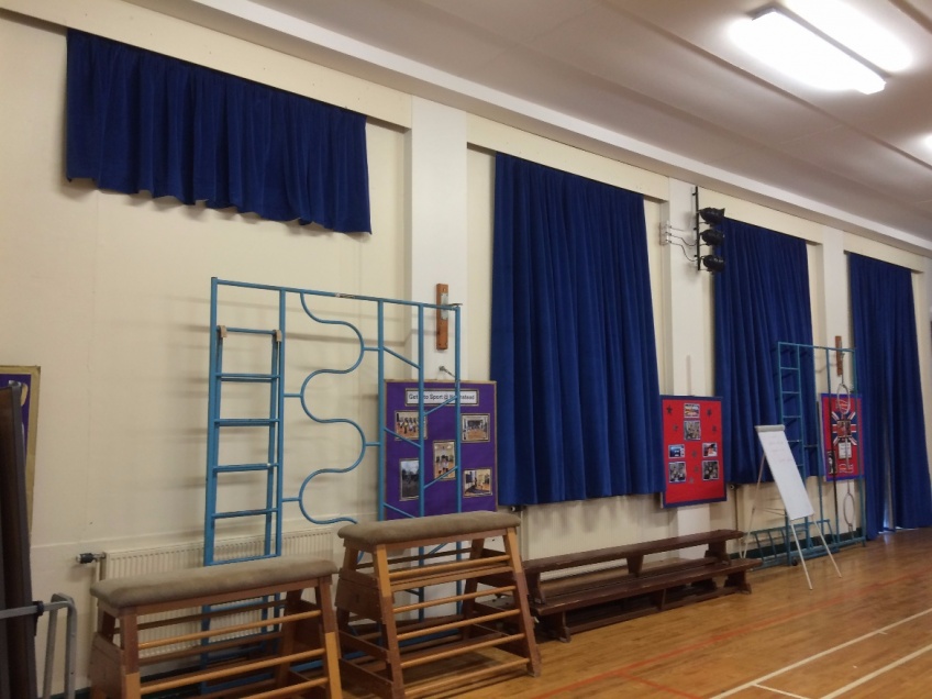 Curtains Gallery 3 - Northstead Primary school, Scarborough February 2016