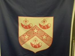 Logo-curtain-3.jpg